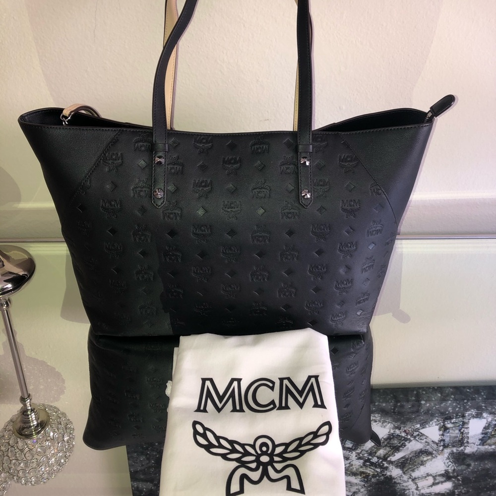 ❤️SOLD ❤️Authentic Brand New MCM Black Tote - Picture 6 of 13